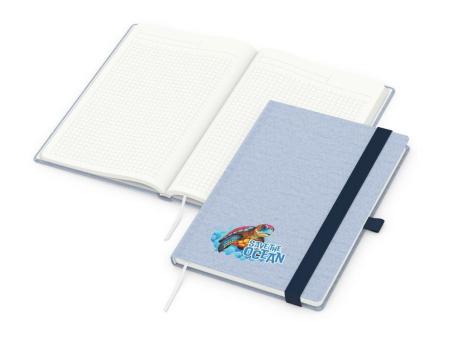 Notizbuch (Hardcover): Notizbuch mit 192 Seiten aus 100 % Recyclingpapier („Blauer Engel“), Einband aus recyceltem Ozeanplastik und PET, individuelle Veredelung – inklusive Siebdruck-Digital Aztec blue