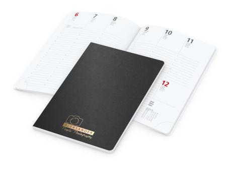 Wochenkalender (Buchkalender): Eleganter Wochentimer im A5-Format mit schwarzem Naturkarton-Einband, praktisch und flexibel – inklusive Prägung Black | Gold