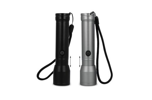 Wiederaufladbare Taschenlampe aus recyceltem Aluminium IPX4 Schwarz