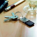 COLUMBUS PU and metal key ring Black