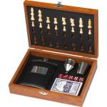 Playset with hip flask, chess and card game Brown