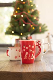 Perala porcelain Christmas mug Red/white