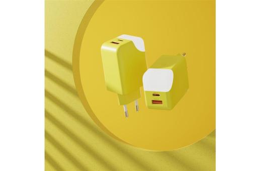 Xoopar Ice-G 65W GaN Power adaptor Yellow