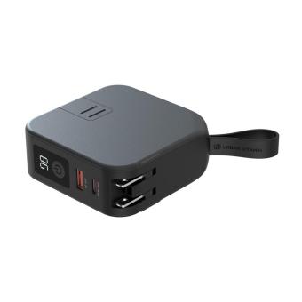 Urban Vitamin Saratoga 5 in 1 universal charger Black