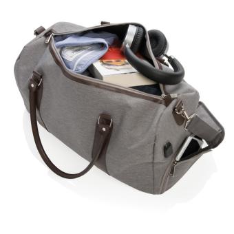XD Collection Weekend bag with USB A output Convoy grey