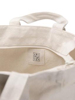 VINGA Hilo AWARE™ recycled canvas zip tote Off white