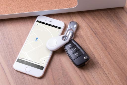 Krosly bluetooth key finder White