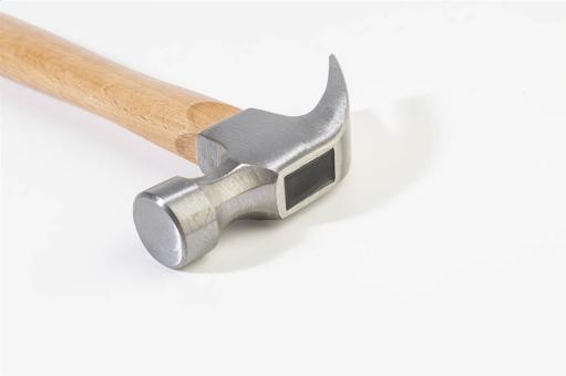 Strike wooden claw hammer Nature