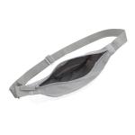 XD Collection Crescent AWARE™ RPET Half-Moon Sling Tasche Silbergrau