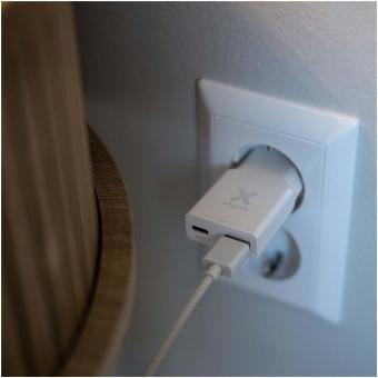 Xtorm XG2SL025 Go2 SlimLine 25W Ladegerät Weiß