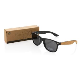 XD Collection Sonnenbrille aus GRS recyceltem PC-Kunststoff mit Kork Schwarz