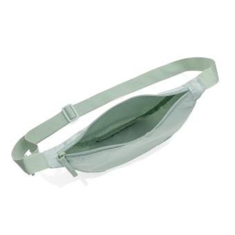 XD Collection Crescent AWARE™ RPET Half-Moon Sling Tasche Eisberggrün