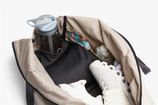 Bellroy Lite Duffel Beige
