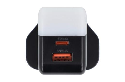 Xoopar ICE-G 65W GaN Power Adapter with UK Plug Black