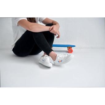 BLANCOS Sneakers in PU 45 White