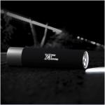 SCX.design F10 2500 mAh Taschenlampe mit mit Leuchtlogo Weiß/silber