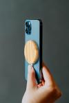 Comis magnetic wireless charger Nature