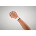 ENROLLO + Reflektierendes Snap Armband mit karierter Oberflache und silberner oder gelber Reflexfolie (CE EN17353). Silber