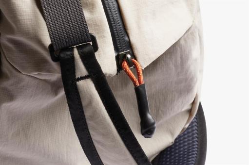 Bellroy Lite Duffel Beige