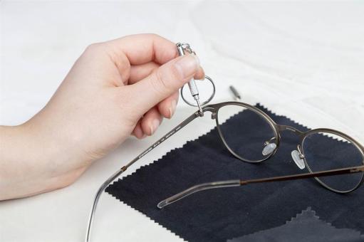 Clearsight glasses repair kit Black